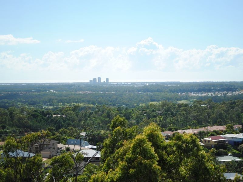 53 Midway Terrace, Pacific Pines QLD 4211