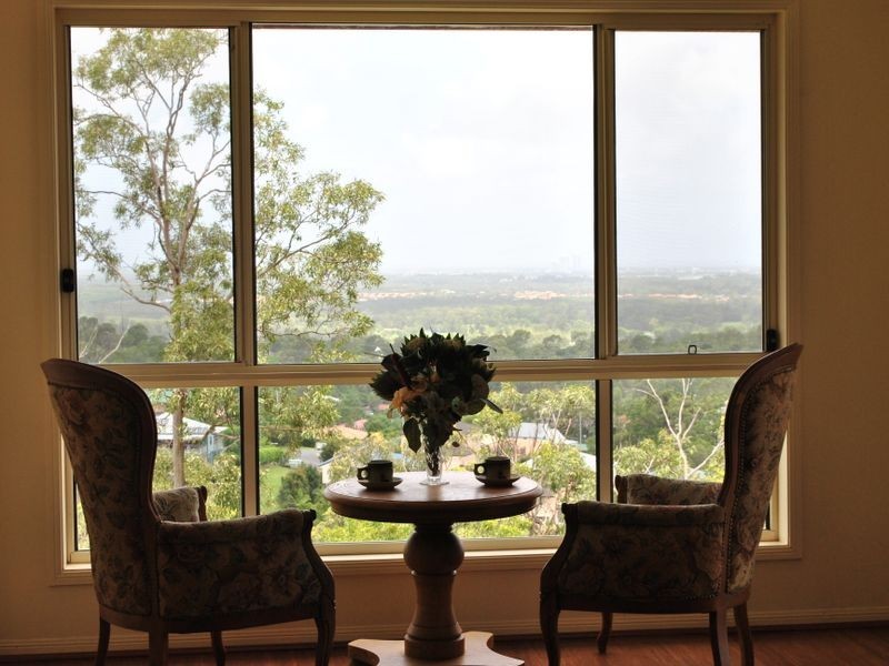 53 Midway Terrace, Pacific Pines QLD 4211