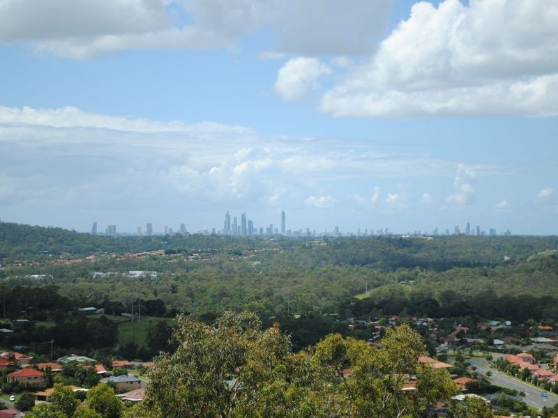 53 Midway Terrace, Pacific Pines QLD 4211