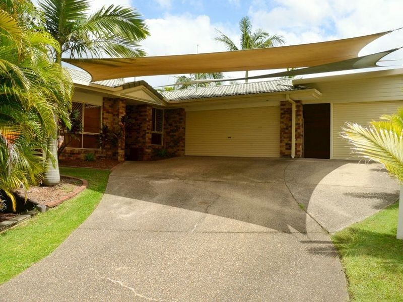 37 Howland Circuit, Pacific Pines QLD 4211