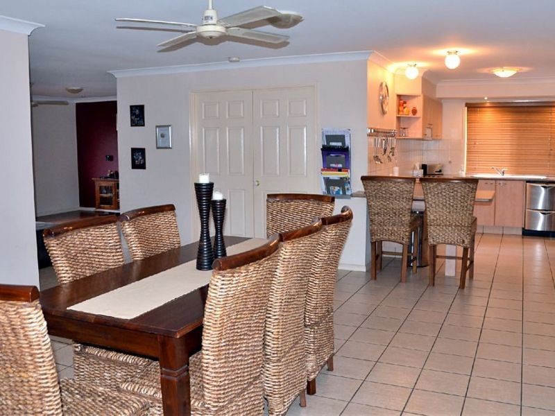 37 Howland Circuit, Pacific Pines QLD 4211