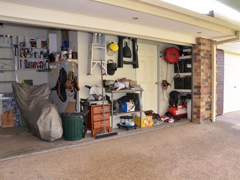 37 Howland Circuit, Pacific Pines QLD 4211