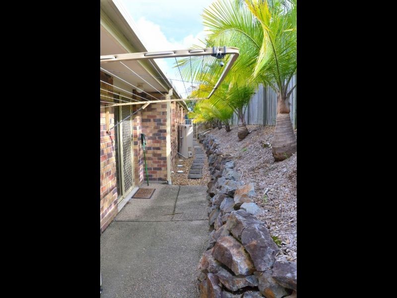37 Howland Circuit, Pacific Pines QLD 4211