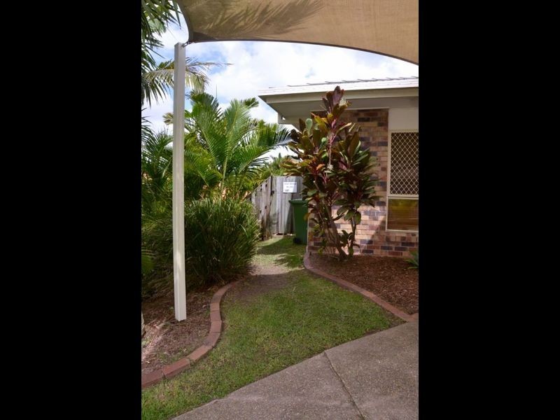 37 Howland Circuit, Pacific Pines QLD 4211