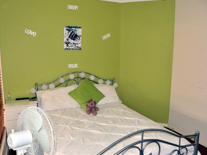 37 Howland Circuit, Pacific Pines QLD 4211