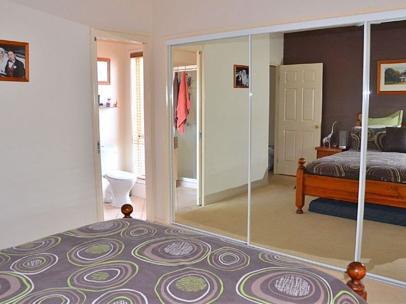 37 Howland Circuit, Pacific Pines QLD 4211