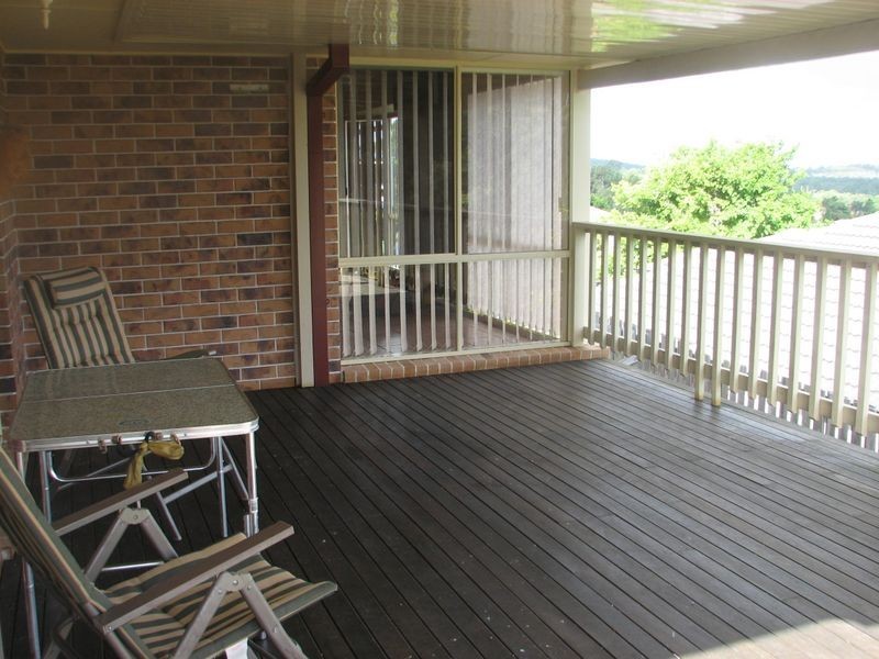 20 Pago Terrace, Pacific Pines QLD 4211