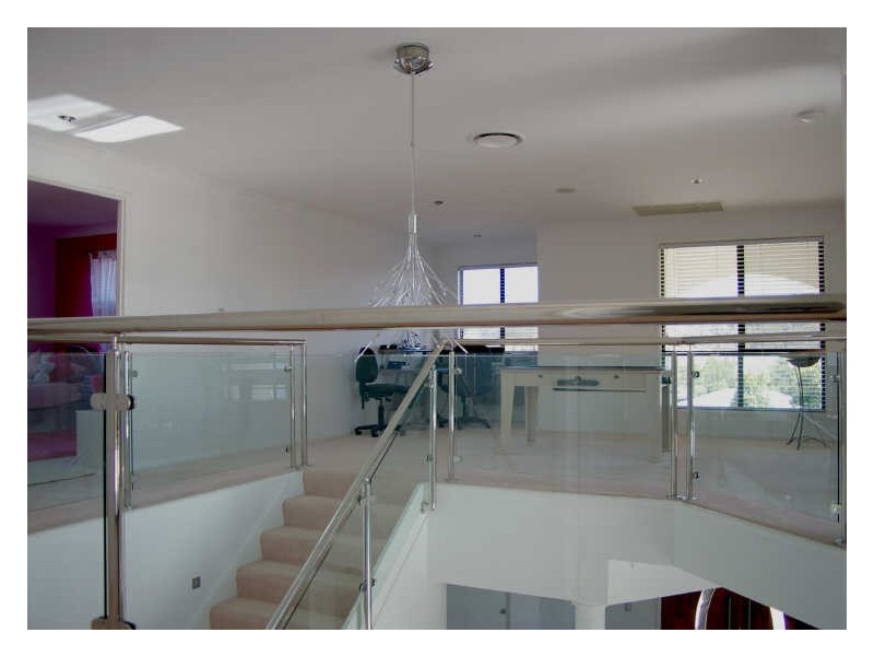 7 Colong Court, Pacific Pines QLD 4211