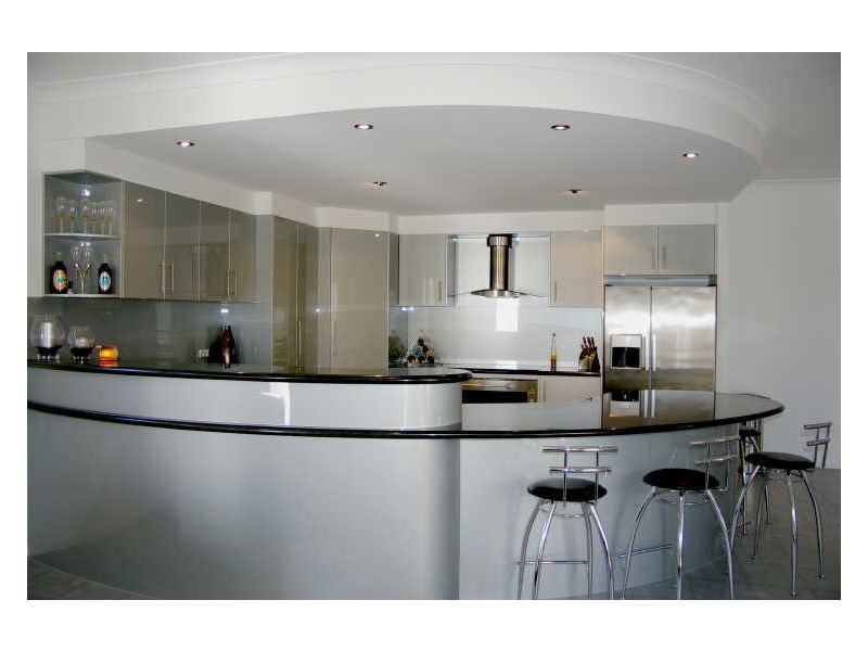 7 Colong Court, Pacific Pines QLD 4211