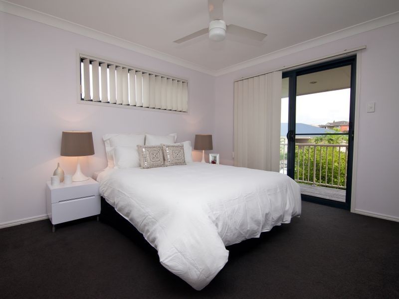 31/31 Achipelago Street, Pacific Pines QLD 4211