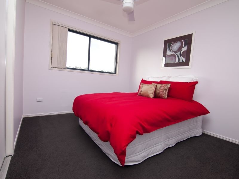 31/31 Achipelago Street, Pacific Pines QLD 4211