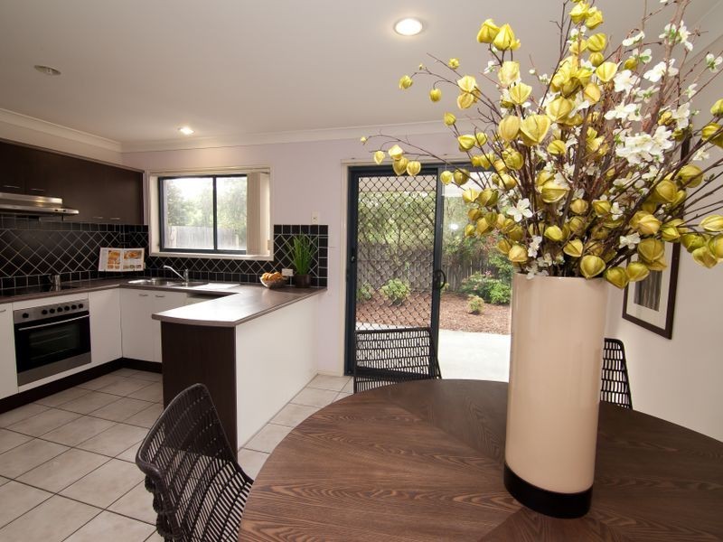 31/31 Achipelago Street, Pacific Pines QLD 4211