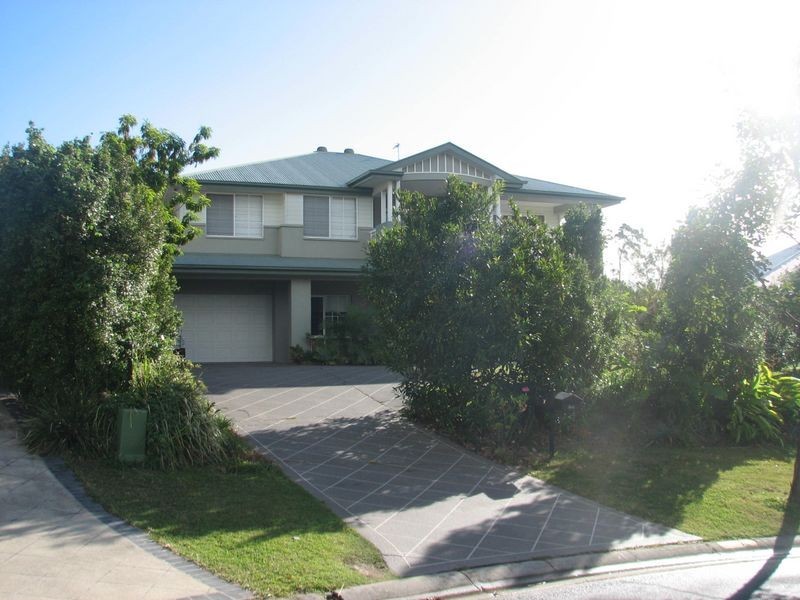 7 Mellum Circuit, Pacific Pines QLD 4211