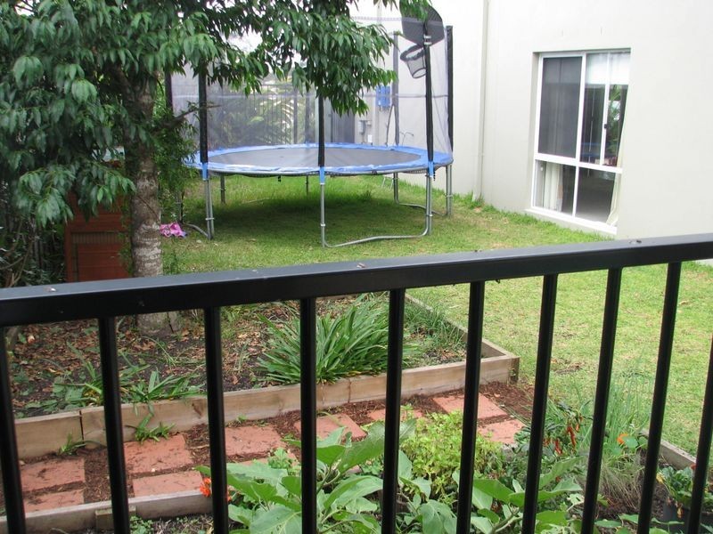 7 Mellum Circuit, Pacific Pines QLD 4211