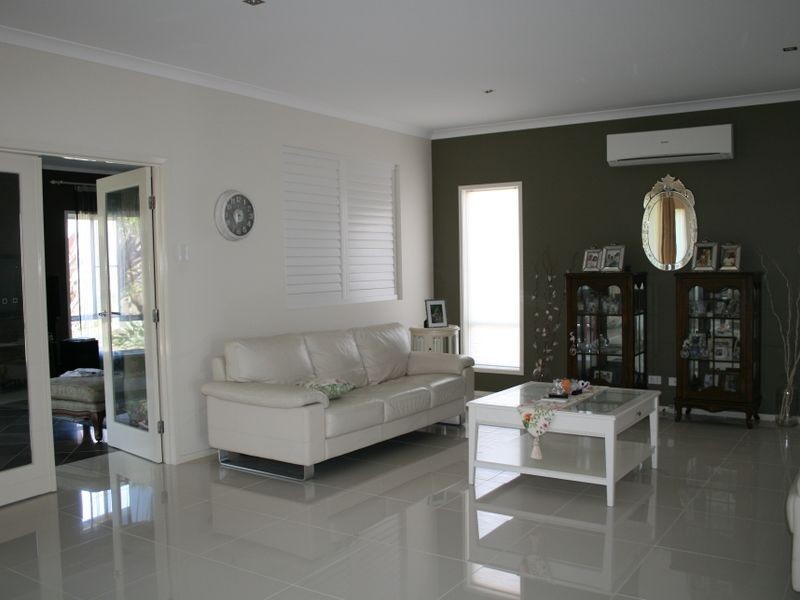 22 Willunga Street, Pacific Pines QLD 4211