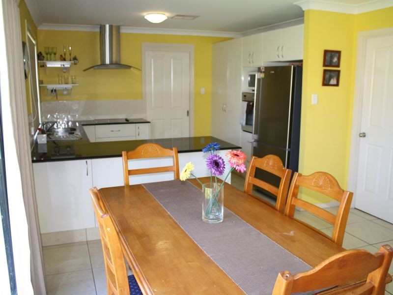 1/54 Codrington Circuit, Pacific Pines QLD 4211