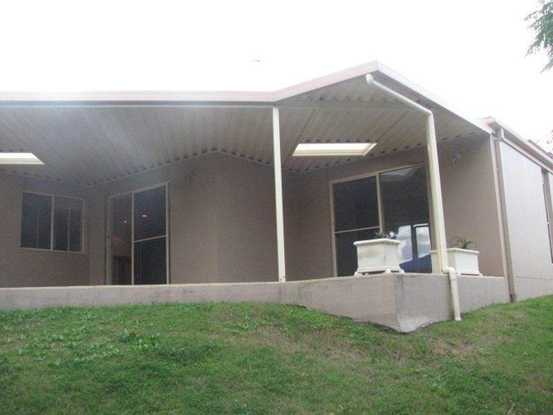 19 Kite Circuit, Arundel QLD 4214