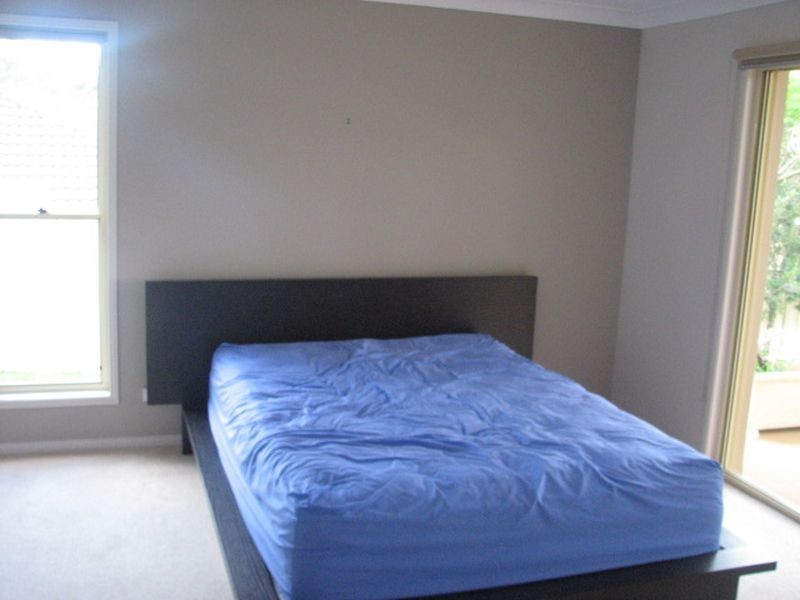 19 Kite Circuit, Arundel QLD 4214