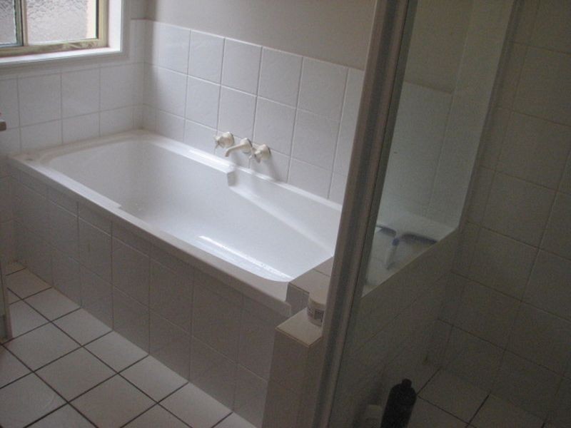 19 Kite Circuit, Arundel QLD 4214