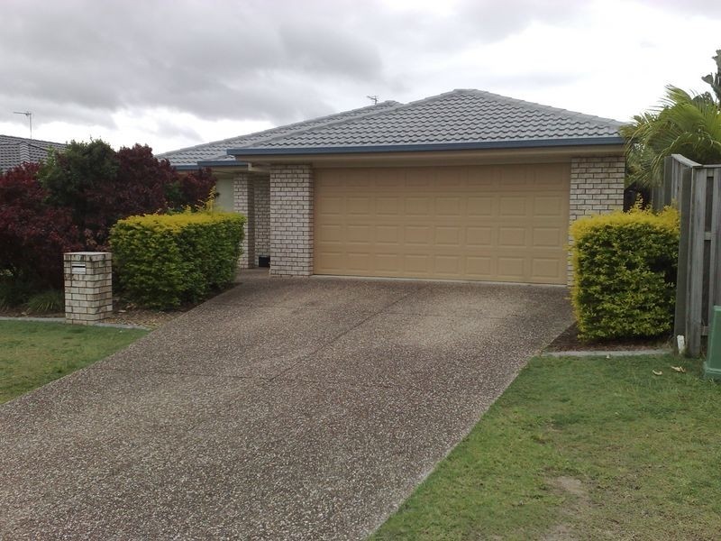 3 Elimbah Street, Pacific Pines QLD 4211