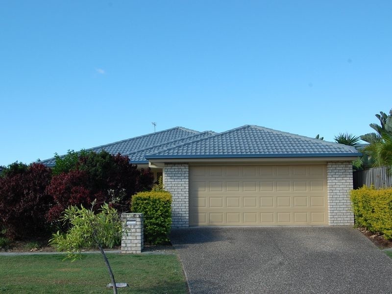 3 Elimbah Street, Pacific Pines QLD 4211