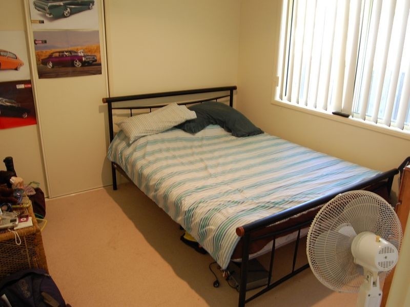 3 Elimbah Street, Pacific Pines QLD 4211