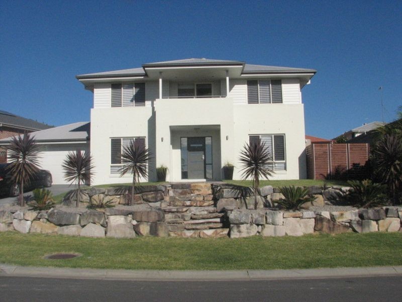 40 Codrington Circuit, Pacific Pines QLD 4211