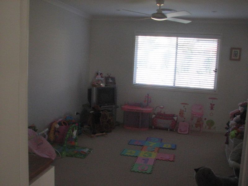 40 Codrington Circuit, Pacific Pines QLD 4211