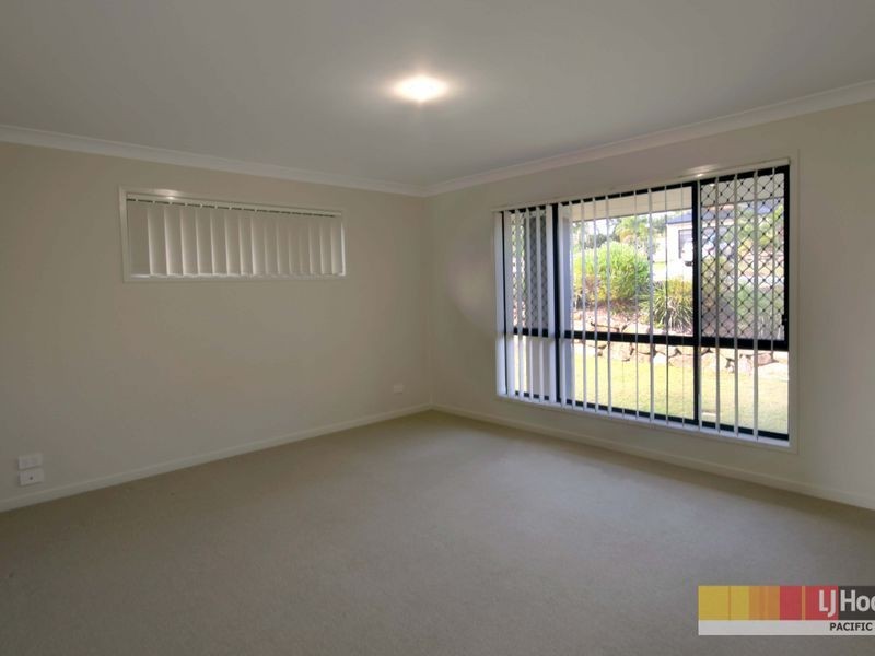 253 Universal Street, Oxenford QLD 4210