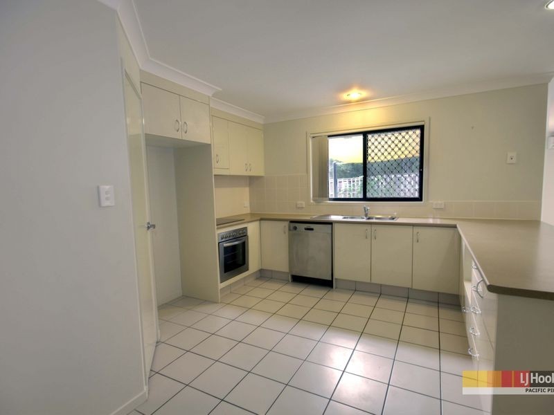 253 Universal Street, Oxenford QLD 4210
