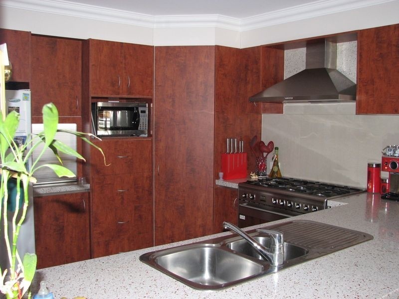 6 Mcrae Circuit, Pacific Pines QLD 4211