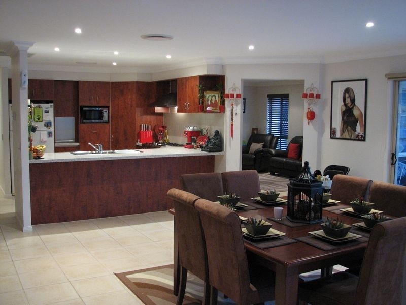 6 Mcrae Circuit, Pacific Pines QLD 4211