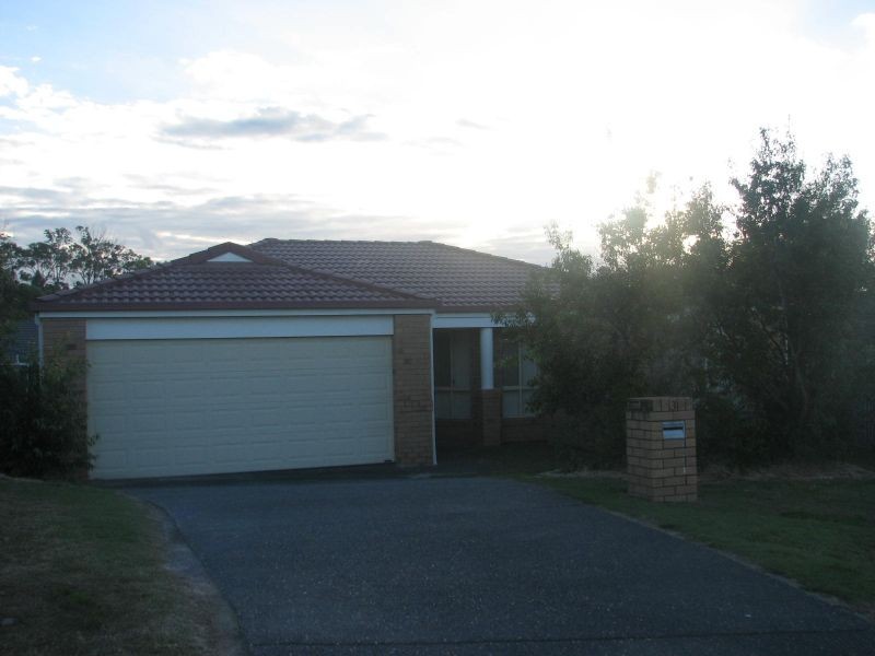 3 Carter Street, Pacific Pines QLD 4211