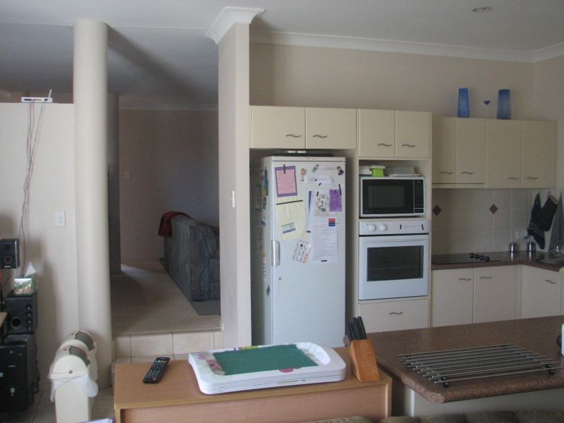 3 Carter Street, Pacific Pines QLD 4211