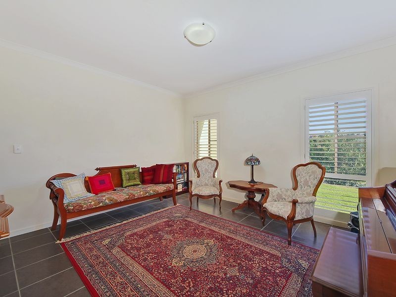 2 Minyon Court, Pacific Pines QLD 4211