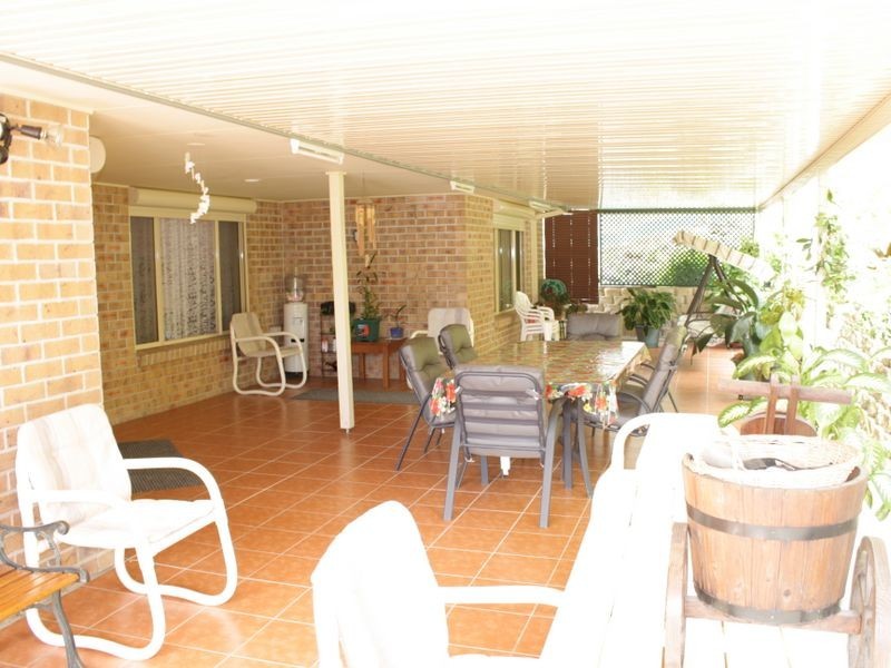 34 Easter Crescent, Pacific Pines QLD 4211