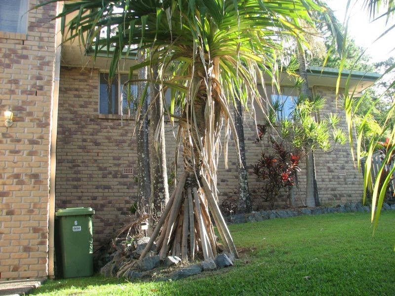 6 Clipperton Chase, Pacific Pines QLD 4211
