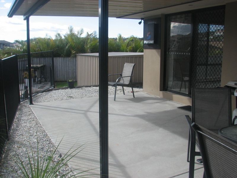 21 Tomah Street, Pacific Pines QLD 4211