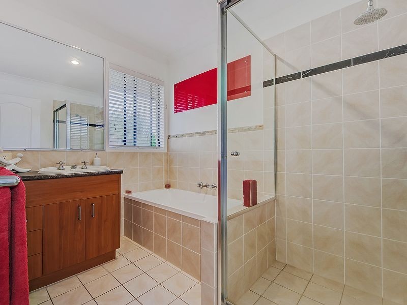 41 Penrhyn Street, Pacific Pines QLD 4211