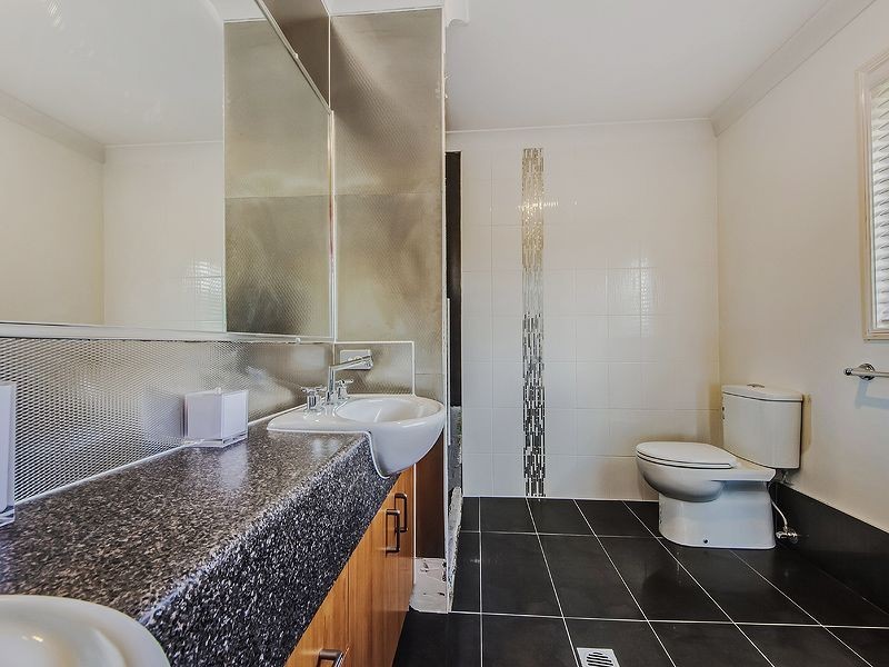 41 Penrhyn Street, Pacific Pines QLD 4211