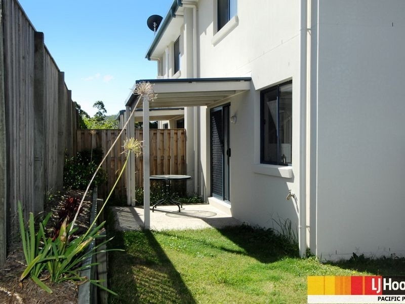 1/26 Witheren Circuit, Pacific Pines QLD 4211