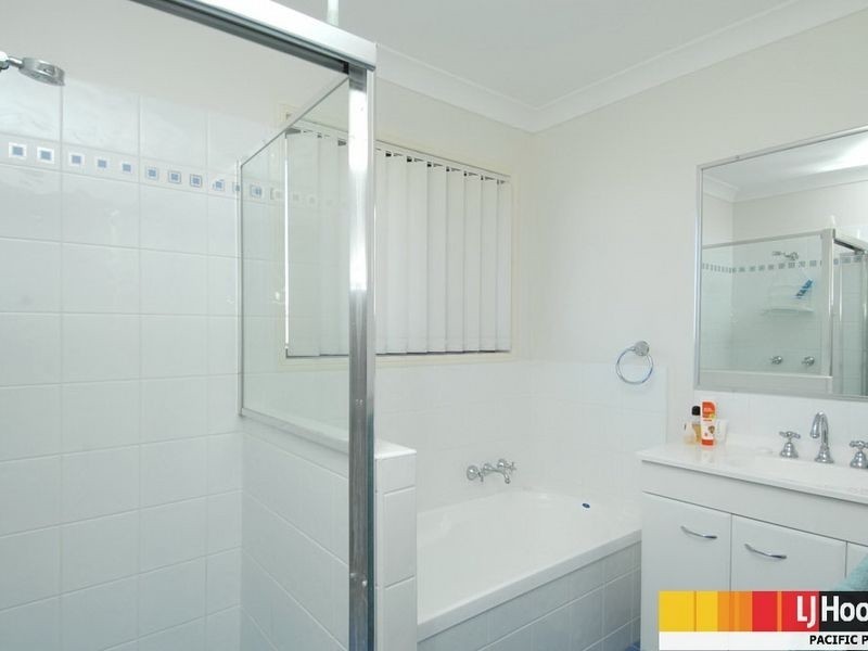 1/26 Witheren Circuit, Pacific Pines QLD 4211
