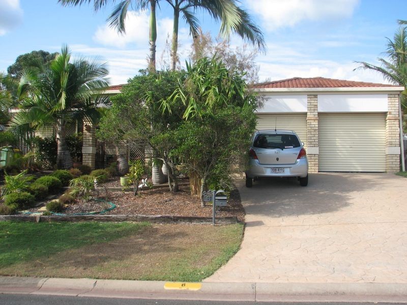 6 Mapia Rise, Pacific Pines QLD 4211