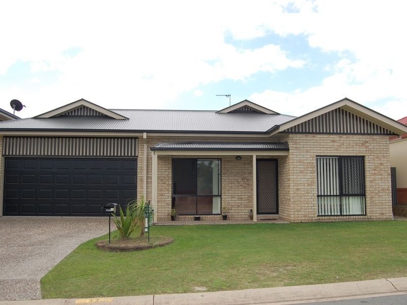 12 Sheffield Circuit, Pacific Pines QLD 4211