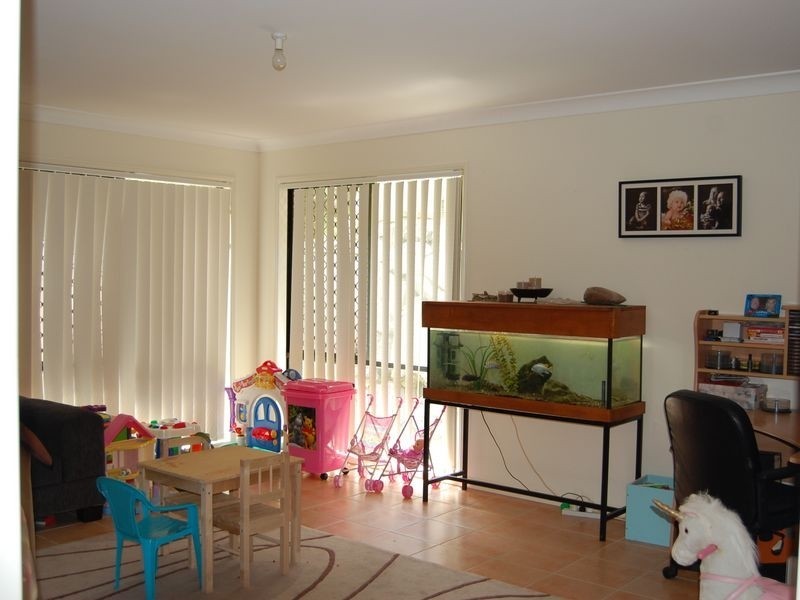 12 Sheffield Circuit, Pacific Pines QLD 4211