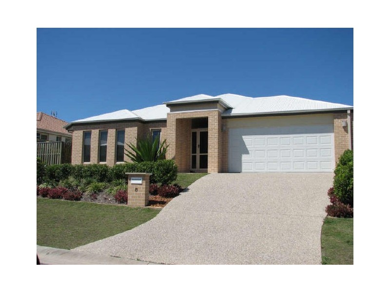 8 Arragan Court, Pacific Pines QLD 4211