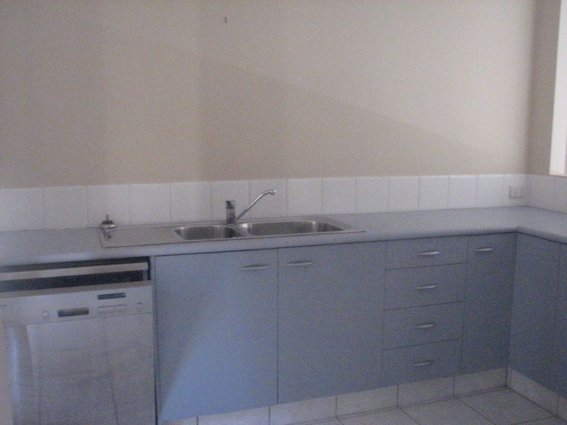 89 Pacific Pines Boulevard, Pacific Pines QLD 4211