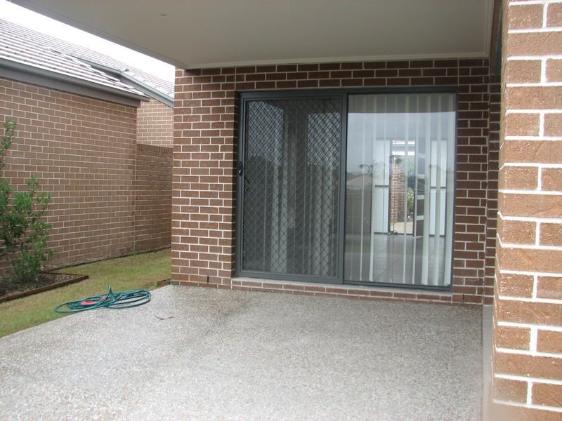 71 Codrington Circuit, Pacific Pines QLD 4211
