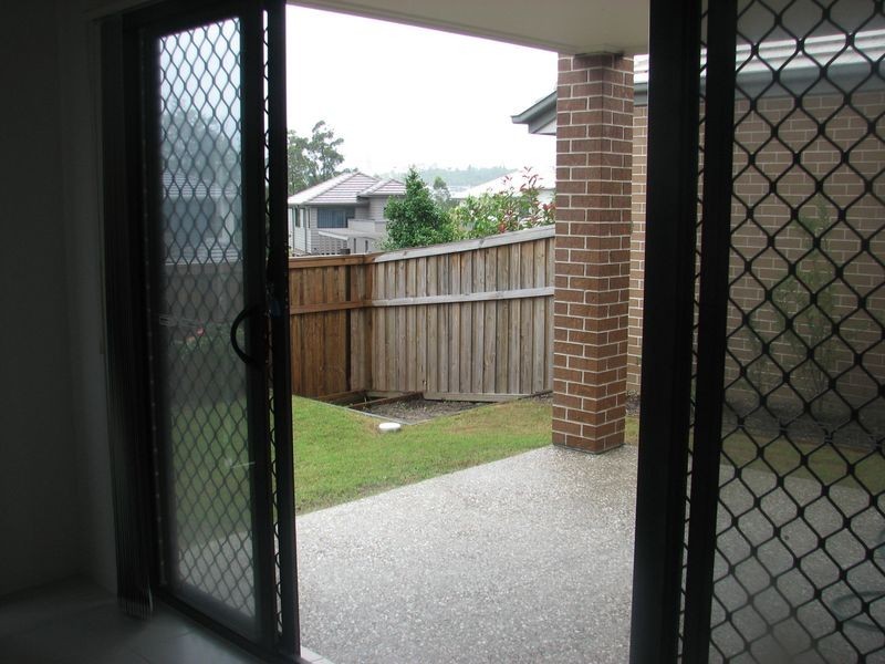 71 Codrington Circuit, Pacific Pines QLD 4211