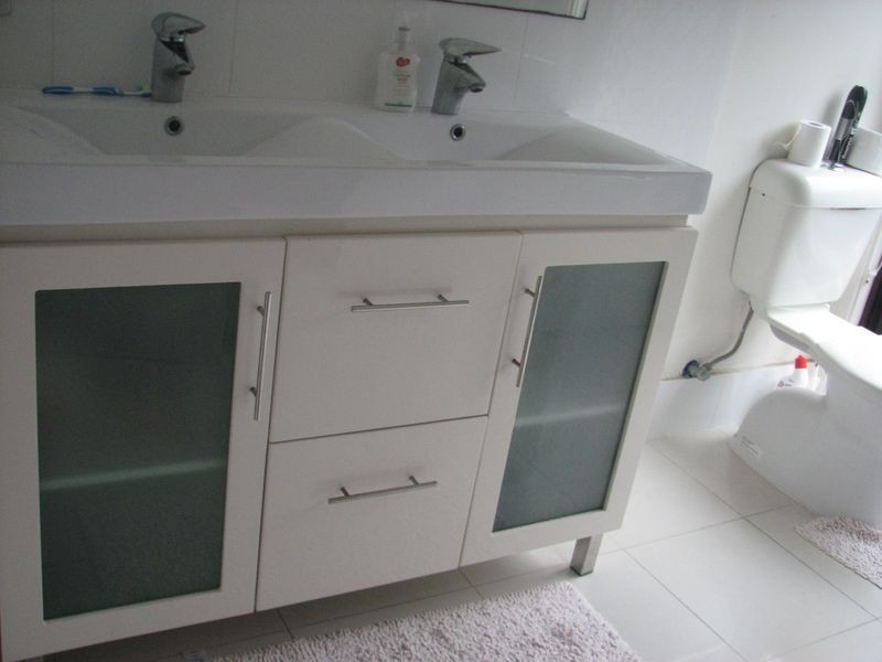 5 Key West, Broadbeach Waters QLD 4218